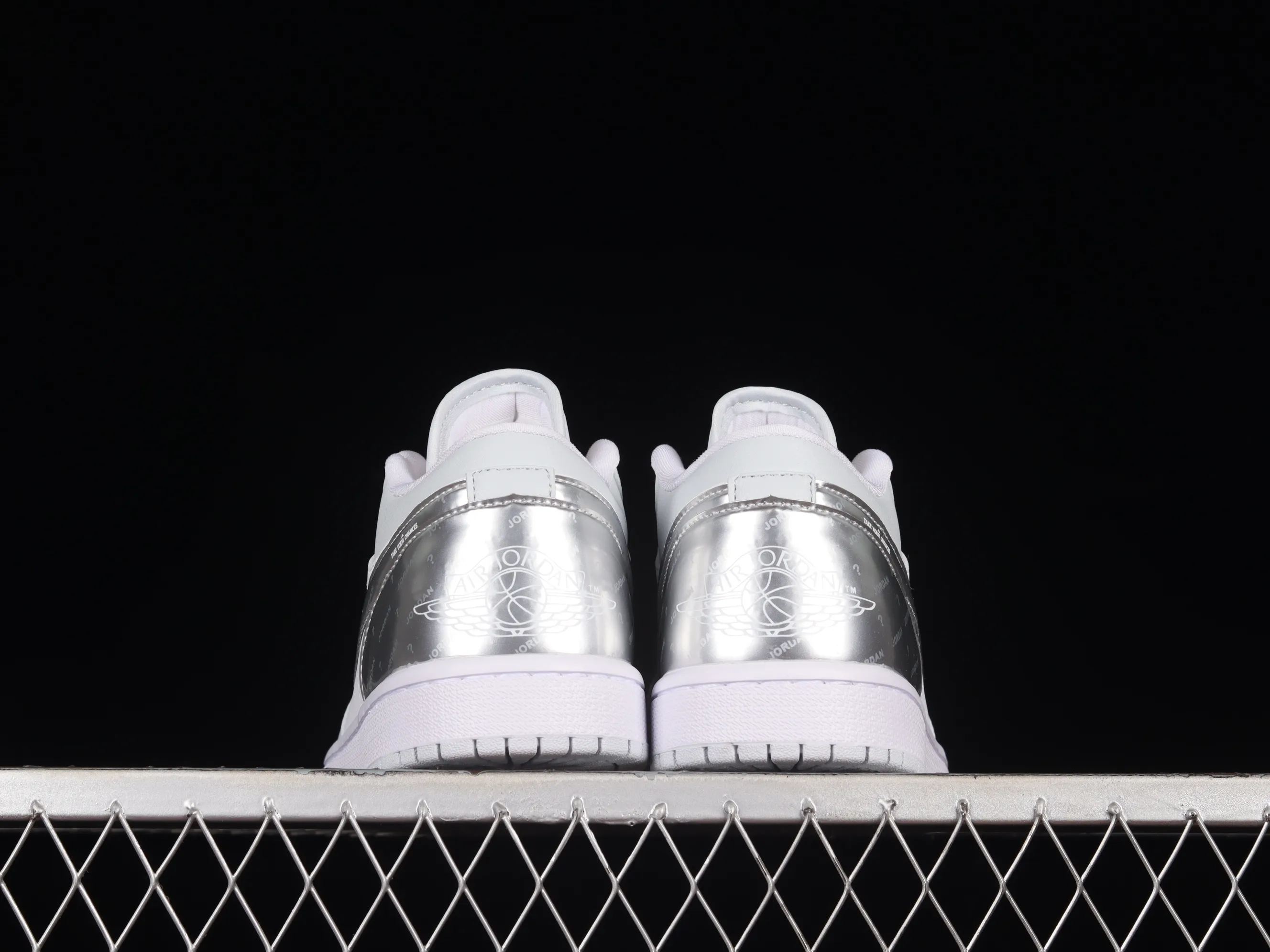 All categories Air Jordan Jordan series basketball shoes Air Jordan 1 Low Air Jordan 1 Low "Tear-Away" AJ1 AJ1 Joe 1 white laser Tear-Away low-top basketball shoes DX6070-101